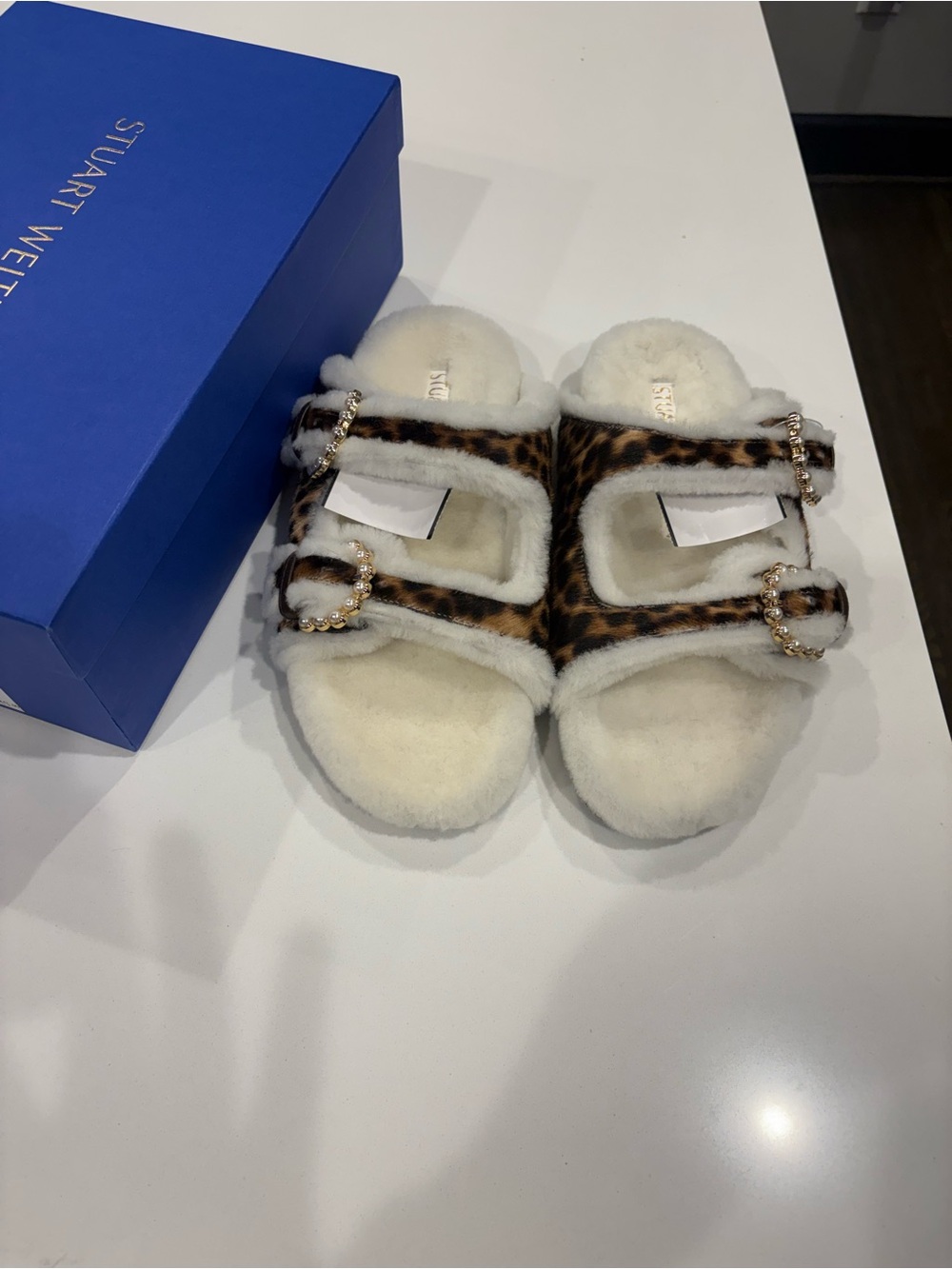 Stuart Weitzman Shearling Slipper Pearl Detail cheetah leopard 7.5 real fur